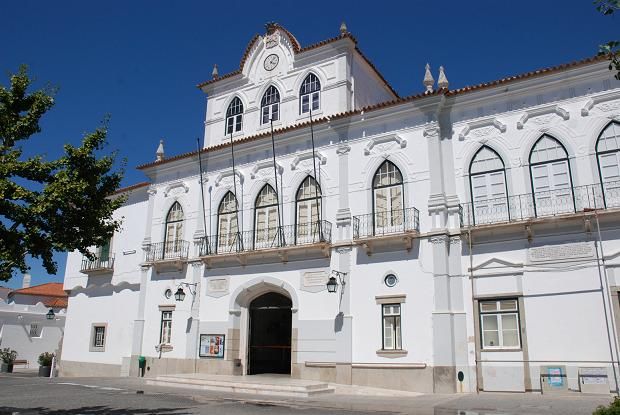 Câmara Municipal de Évora Câmara Municipal de Évora
