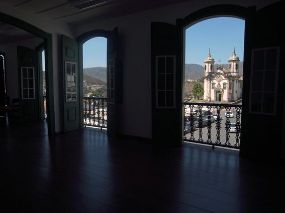 Igreja de São Francisco a partir da casa de Tomaz Gonzaga