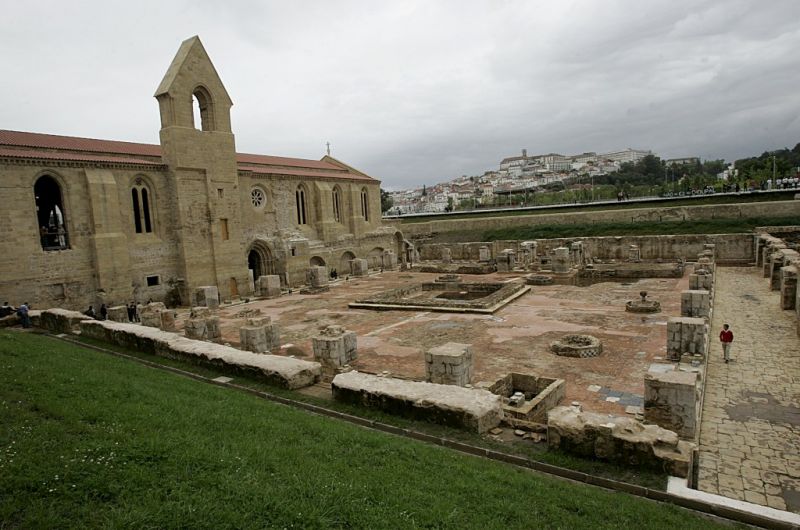 Mosteiro de Santa Clara-a-Velha, Coimbra ADRIANO MIRANDA Mosteiro de Santa Clara-a-Velha, Coimbra ADRIANO MIRANDA