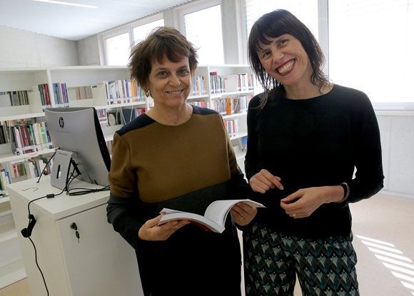 Catarina Vaz Pinto, vereadora da Cultura, e Susana Silvestre, responsável pelas bibliotecas municipais | Paulo Spranger/Global Imagens Catarina Vaz Pinto, vereadora da Cultura, e Susana Silvestre, responsável pelas bibliotecas municipais | Paulo Spranger/Global Imagens
