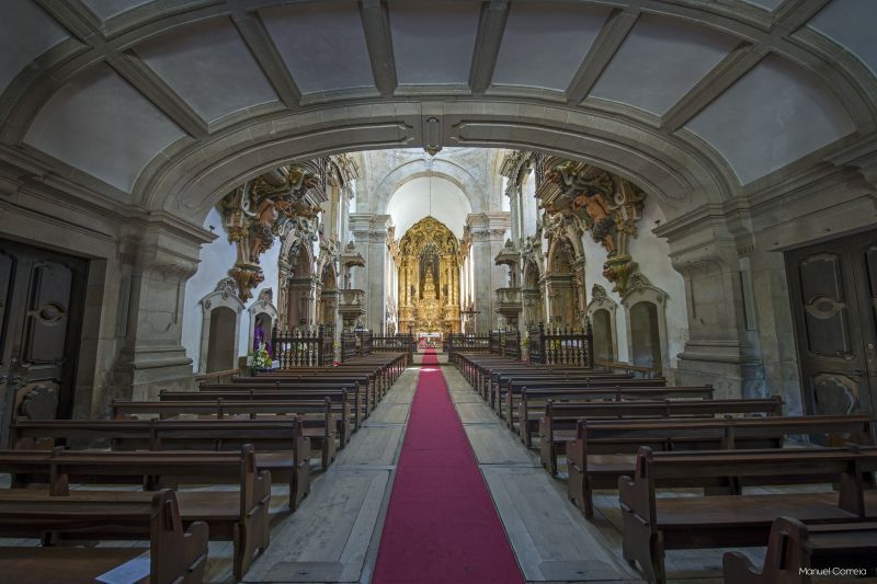 Mosteiro de S. Miguel de Refojos (interior) Mosteiro de S. Miguel de Refojos (interior)