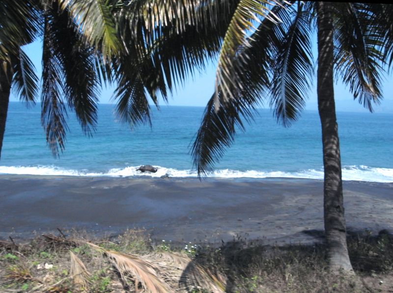 Praia em Sica (foto de Helena Serra 2011)