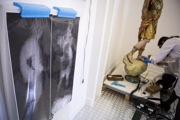 Imagens saídas das radiografias da peça feitas no Laboratório José de Figueiredo_ Nuno Ferreira Santos Imagens saídas das radiografias da peça feitas no Laboratório José de Figueiredo_ Nuno Ferreira Santos
