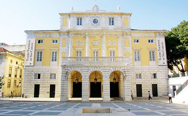 Fachada do Teatro Nacional de São Carlos