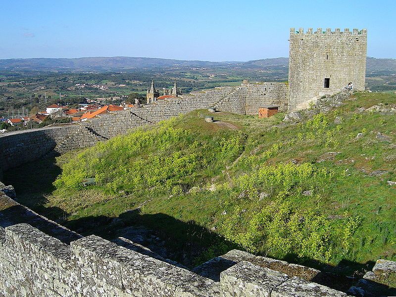 Castelo de Celorico da Beira © Vitor Oliveira, via Wikimedia Commons