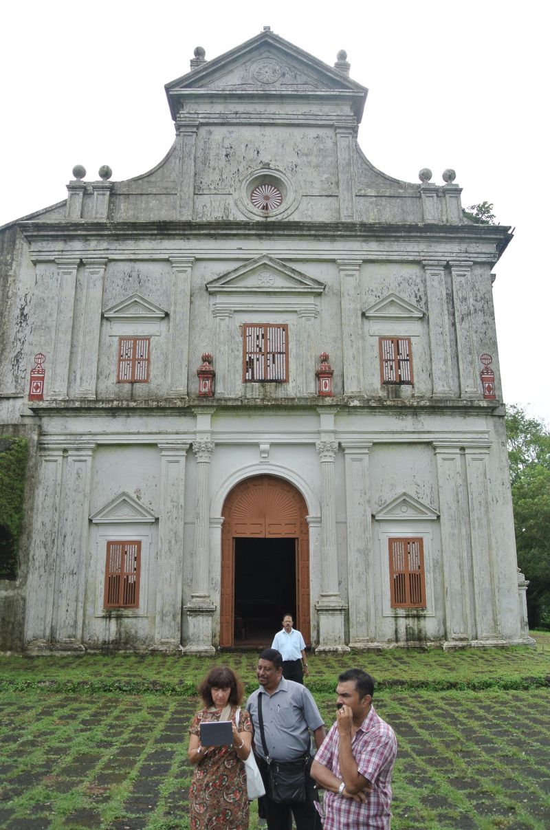 Fachada da Capela de Nossa Senhora do Monte (foto Helena Serra 2014)