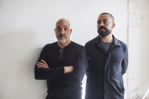 O curador Delfim Sardo e o arquiteto Carlos Antunes, também diretor do Círculo de Artes Plásticas de Coimbra. O curador Delfim Sardo e o arquiteto Carlos Antunes, também diretor do Círculo de Artes Plásticas de Coimbra.