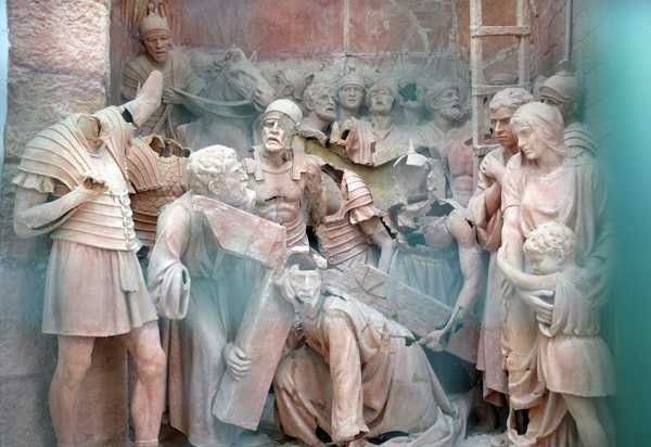 Detalhe da Via Sacra - Foto Arquivo DN Detalhe da Via Sacra - Foto Arquivo DN
