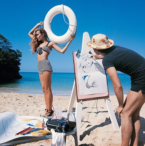 Jerry Hall e Antonio Lopez (1943-1987), Jamaica, Vogue britânica, maio, 1975 © Norman Parkinson Archive / Courtesy Iconic Images Jerry Hall e Antonio Lopez (1943-1987), Jamaica, Vogue britânica, maio, 1975 © Norman Parkinson Archive / Courtesy Iconic Images