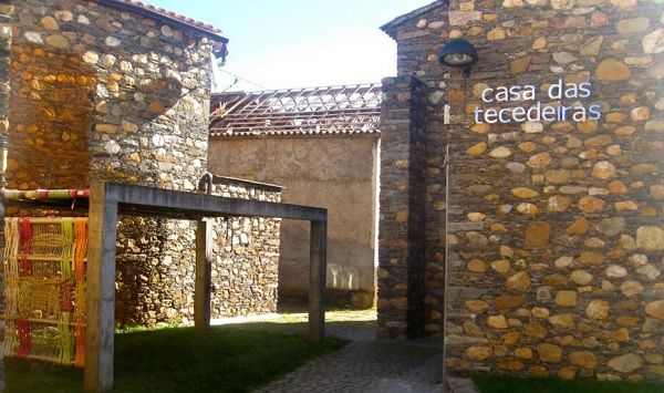 Casa das Tecedeiras