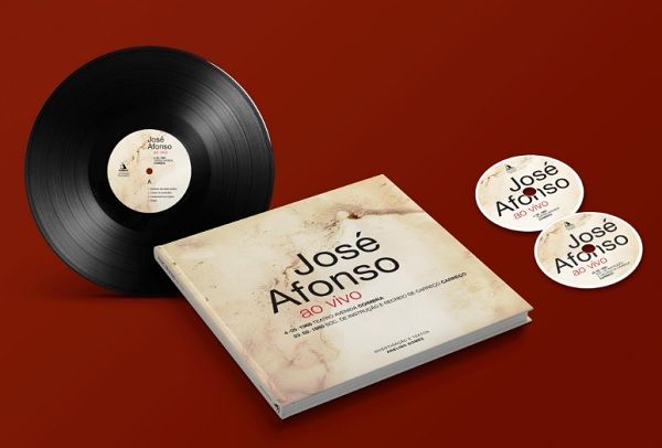 O álbum José Afonso Ao Vivo. Os concertos de Coimbra e Carreço foram gravados para CD; mas o de Coimbra tem também cópia em vinil_Tradisom O álbum José Afonso Ao Vivo. Os concertos de Coimbra e Carreço foram gravados para CD; mas o de Coimbra tem também cópia em vinil_Tradisom