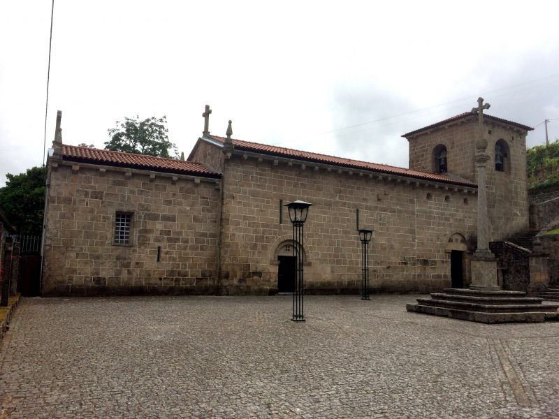Mosteiro de São Martinho do Crasto