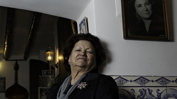 A fadista começou como cozinheira na Parreirinha de Alfama, que depois viria a transformar numa casa de fado© Rui Coutinho/Global Imagens