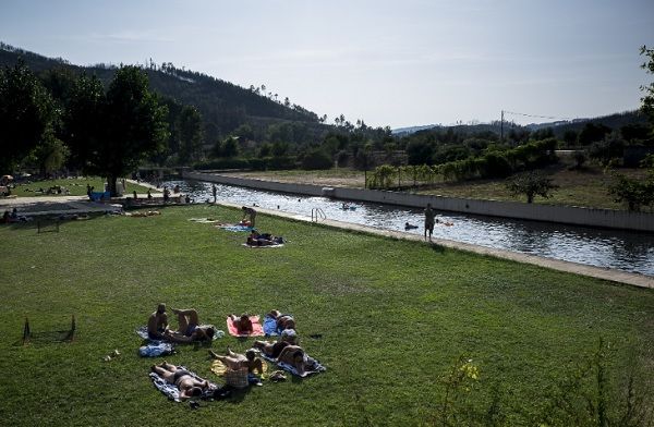 Praia Fluvial de Aldeia Ruiva_ Nuno Ferreira Santos Praia Fluvial de Aldeia Ruiva_ Nuno Ferreira Santos