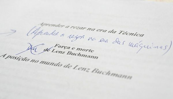 Manuscritos do escritor o primeiro que inaugura o blogue do Teatro Viriato, criado para mostrar os bastidores da criação_Enric Vives-Rubio