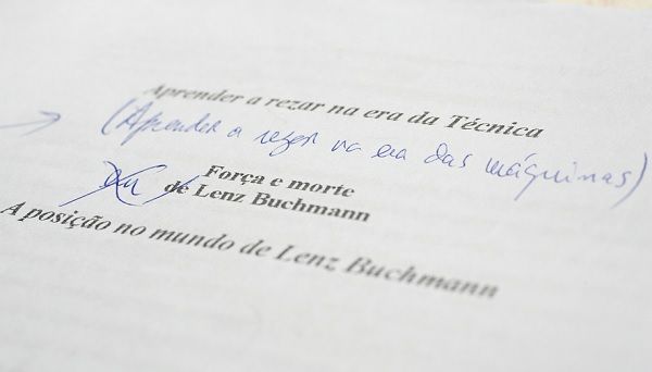 Manuscritos do escritor o primeiro que inaugura o blogue do Teatro Viriato, criado para mostrar os bastidores da criação_Enric Vives-Rubio Manuscritos do escritor o primeiro que inaugura o blogue do Teatro Viriato, criado para mostrar os bastidores da criação_Enric Vives-Rubio
