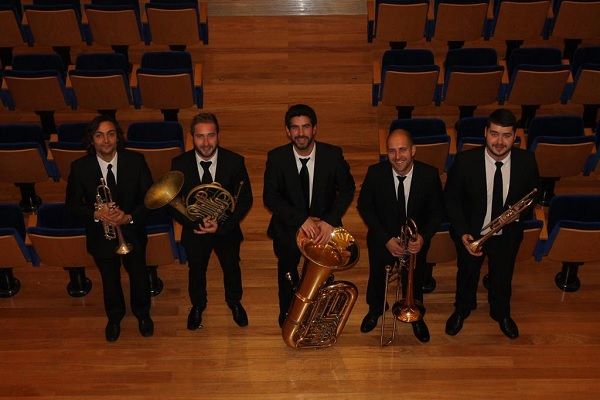 O Quinteto de Metais encerra o festival cruzando música erudita com o Cante Alentejano. Foto: CMRM
