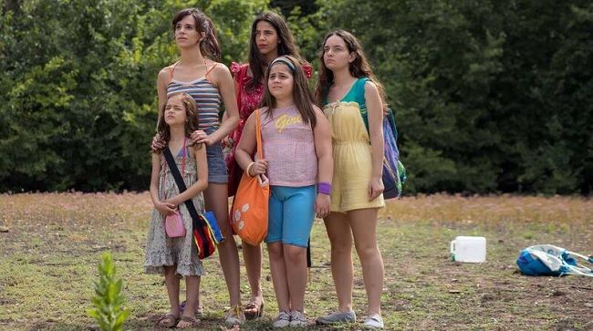 As Irmãs Macaluso, de Emma Dante, é o filme de abertura que partilha a sessão de encerramento da Festa do Cinema Italiano. As Irmãs Macaluso, de Emma Dante, é o filme de abertura que partilha a sessão de encerramento da Festa do Cinema Italiano.