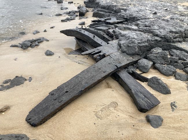 Em fevereiro do ano passado os arqueólogos recolheram peças de uma embarcação do século XVII em Melides
