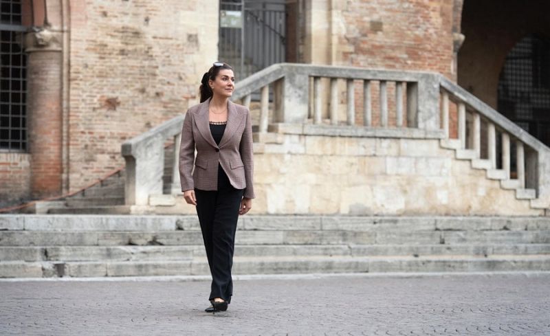 Cecilia Bartoli in the historic centre of Rimini, Italy. © Emanuele Scorcelletti 