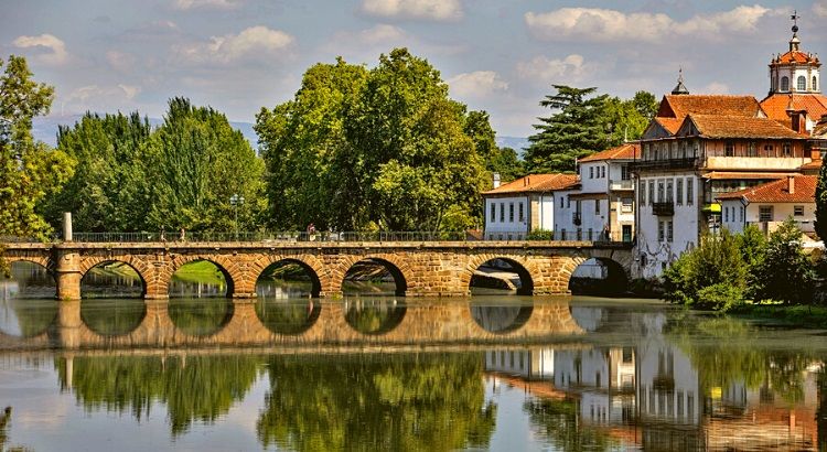 Ponte romana sobre o Rio Tâmega