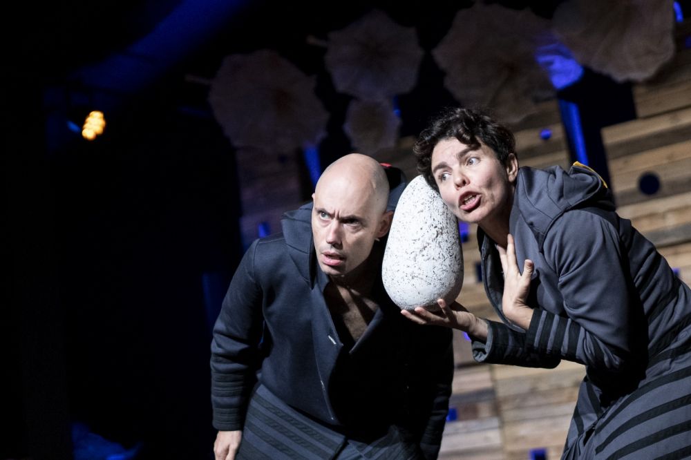 Lua Cheia, Arte na Aldeia | O Ensaio dos Abutres - Peripécia Teatro | e ...