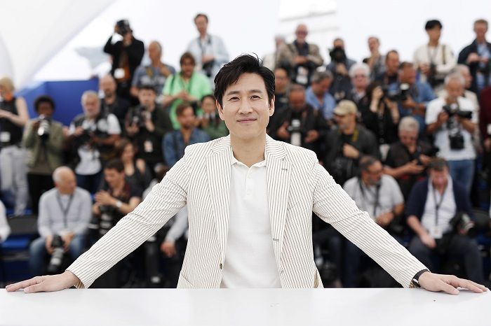 Lee Sun-Kyun no festival Cannes em maio de 2019 © Guillaume Horcajuelo, EPA / Agência LUSA
