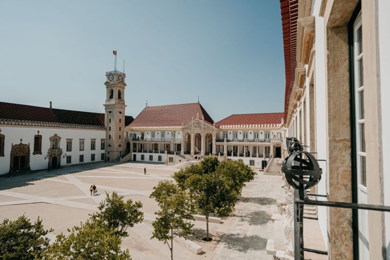 © Facebook da Universidade de Coimbra